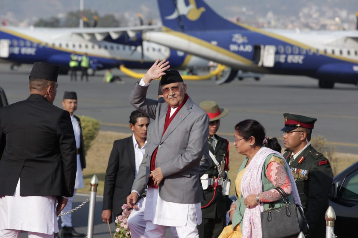 चीन भ्रमण सकेर प्रधानमन्त्री ओली स्वदेश फिर्ता (तस्वीरमा)