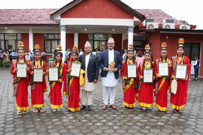 राष्ट्रव्यापी नृत्य प्रतियोगितामा आस्था विद्या मन्दिर प्रथम, प्रधानमन्त्रीद्वारा पुरस्कार वितरण