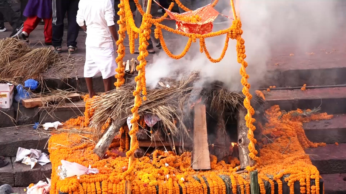 पूर्वसभामुख ढुंगानाको राजकीय सम्मानका साथ अन्त्येष्टि